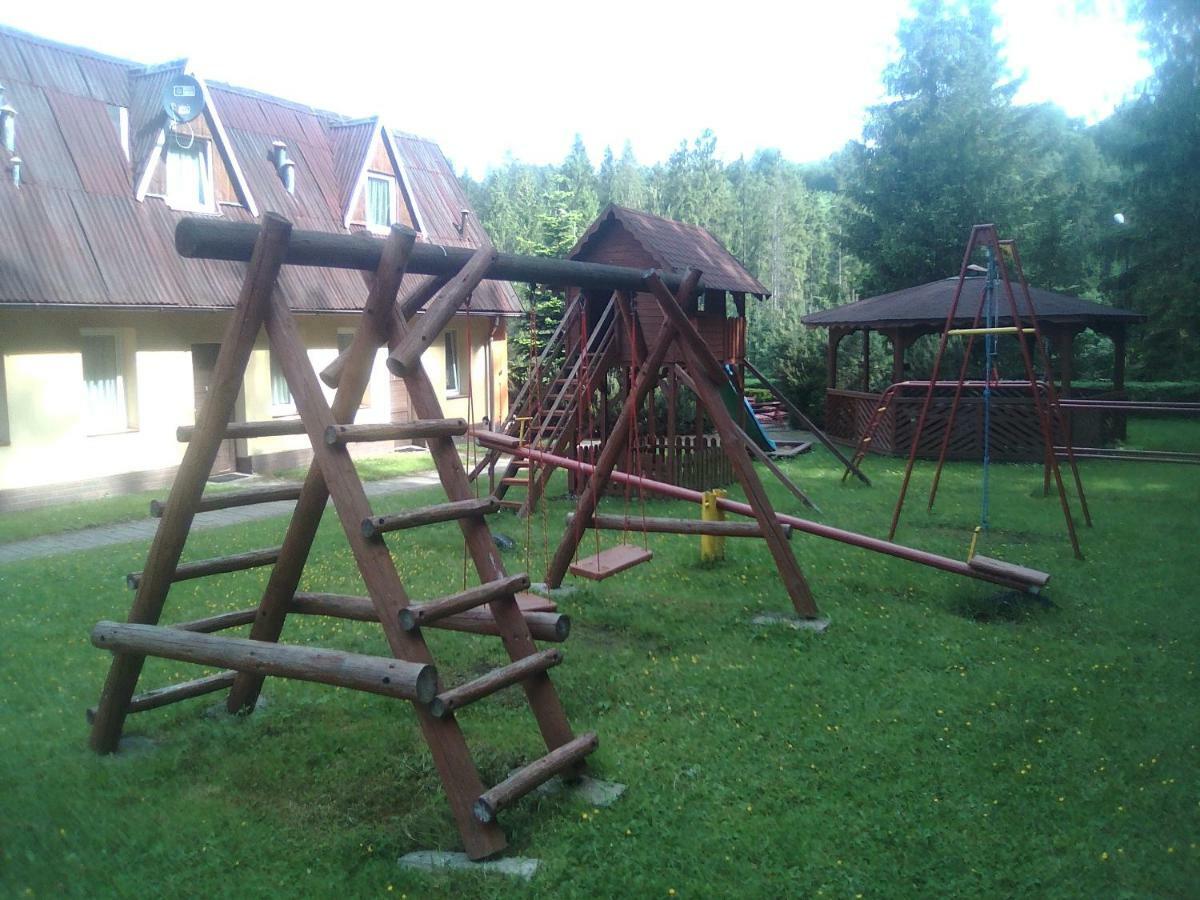 Osrodek Wczasowy "Gronostaj" Hotel Rajcza Kültér fotó